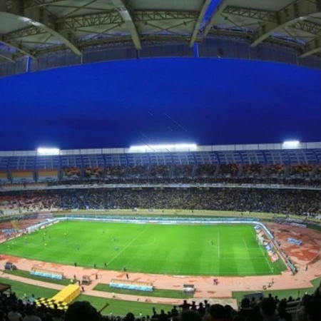اجرای كلیه تاسیسات روشنایی در راستای اخذ مجوز AFC ورزشگاه 75.000 نفری نقش جهان